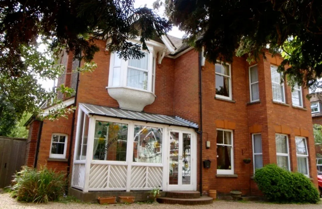 Wimblehurst Hotel-1